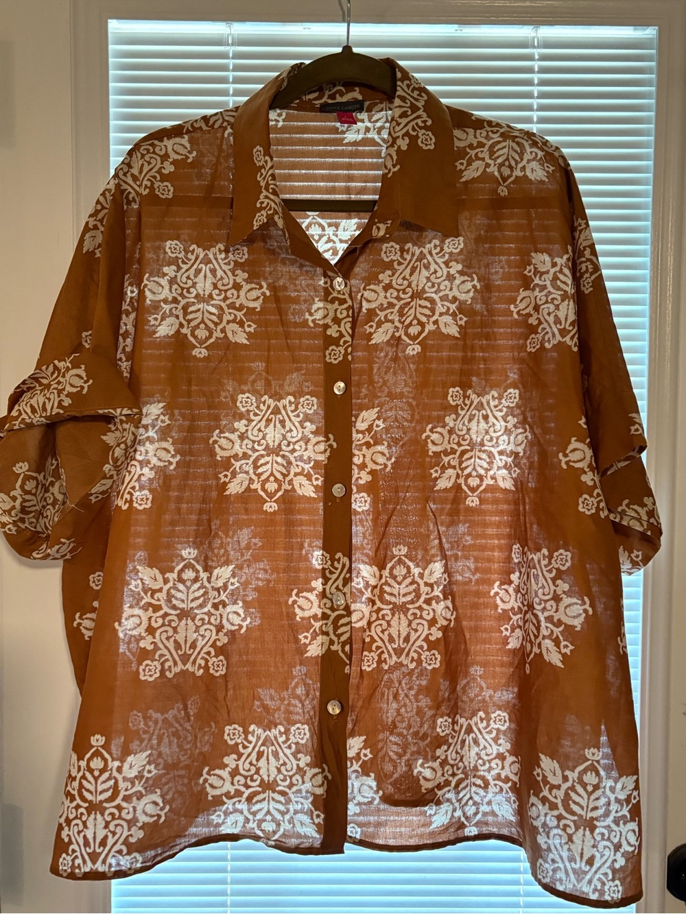 NWT Vince Camuto Sz Lg Oversized Camp Shirt lightweight & flowy style